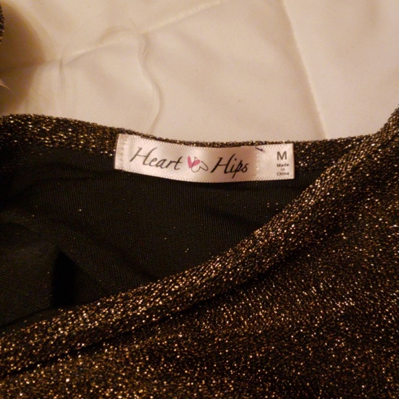 Black and gold shimmering color crop top - Picture 2 of 2